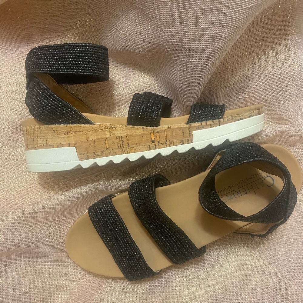 Catherine Malandrino platform sandals black